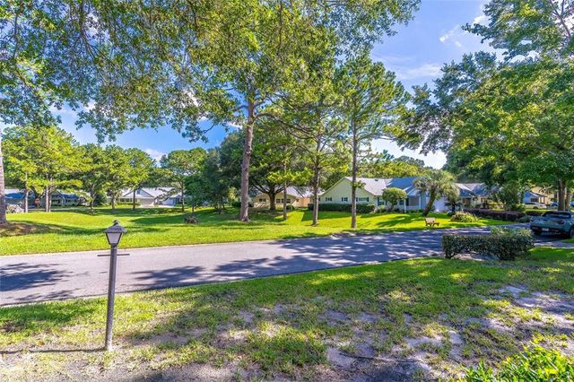 8872 SW 92ND PLACE F, Ocala, FL 34481