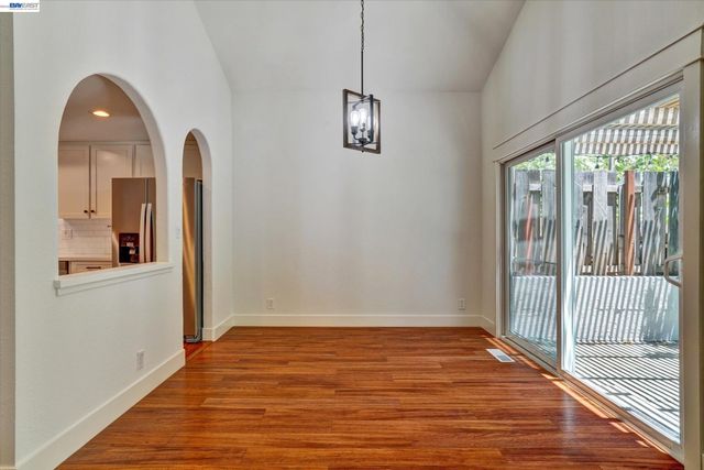 1105 Glengarry Ln, Walnut Creek, CA 94596