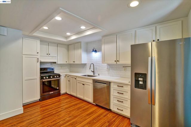 1105 Glengarry Ln, Walnut Creek, CA 94596