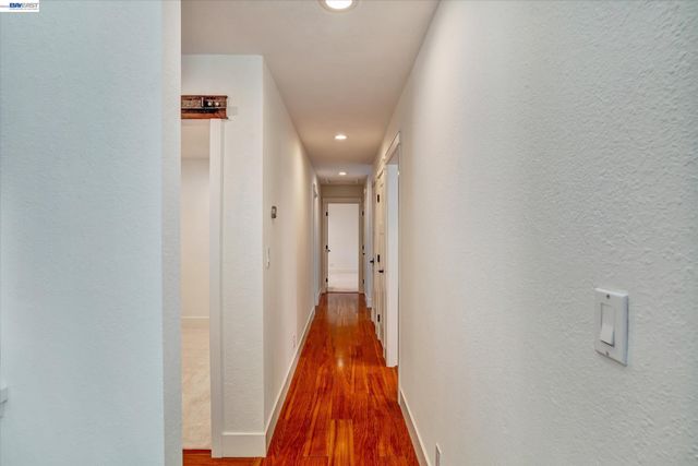 1105 Glengarry Ln, Walnut Creek, CA 94596