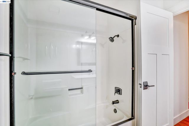 1105 Glengarry Ln, Walnut Creek, CA 94596