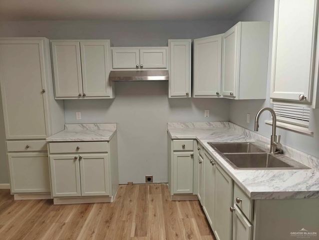 2736 Naples Street, Weslaco, TX 78596