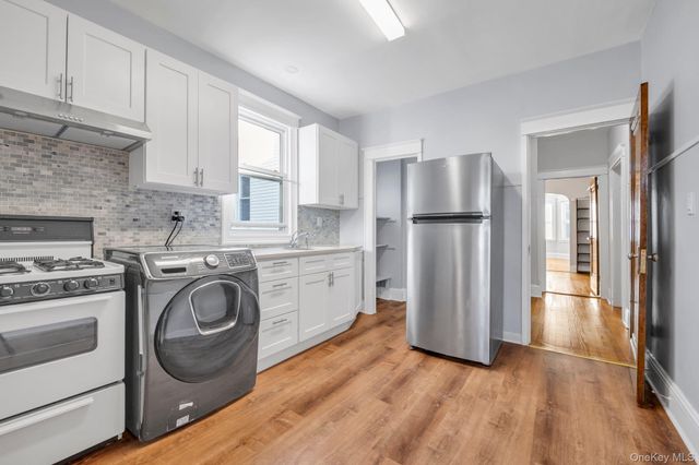 2422 St Raymonds Avenue, Bronx, NY 10461