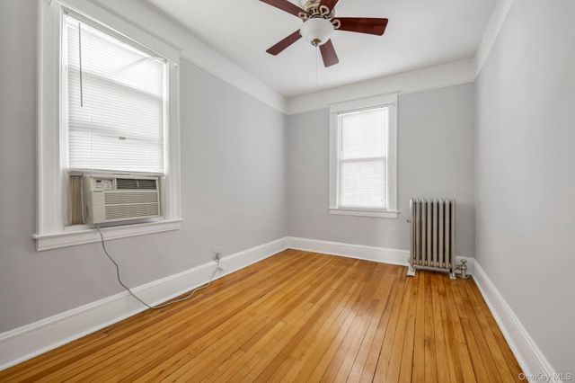 2422 St Raymonds Avenue, Bronx, NY 10461