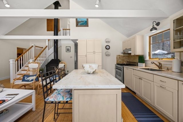 58 Road To The Plains, Edgartown, MA 02539