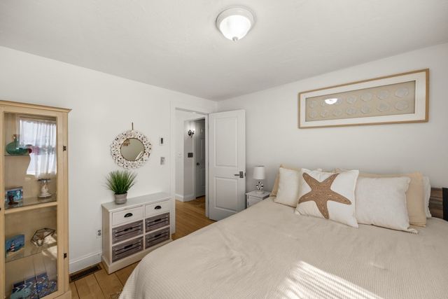 58 Road To The Plains, Edgartown, MA 02539