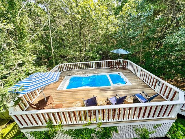58 Road To The Plains, Edgartown, MA 02539