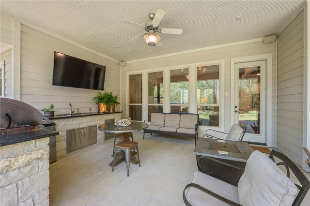 11947 Gordon Lane, Bryan, TX 77808