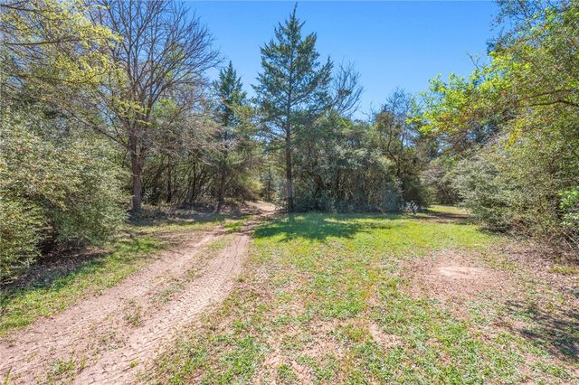 11947 Gordon Lane, Bryan, TX 77808