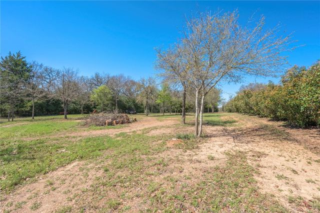 11947 Gordon Lane, Bryan, TX 77808
