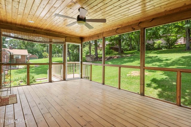 7509 Shaker Drive, Knoxville, TN 37931