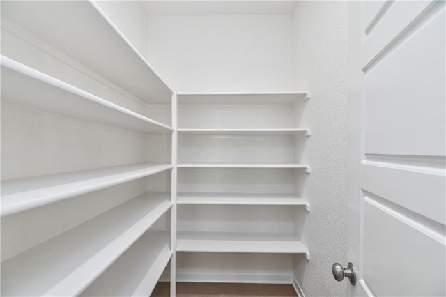 2761 W Park Street, Olathe, KS 66061