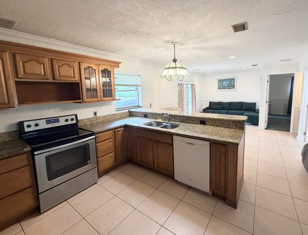 2855 BOSTON Court, Lake Worth, FL 33462