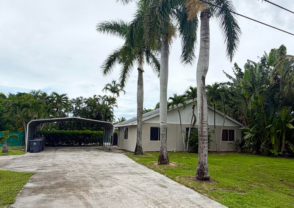 2855 BOSTON Court, Lake Worth, FL 33462
