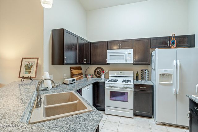 13243 N Mortar Pestle Court, Oro Valley, AZ 85755