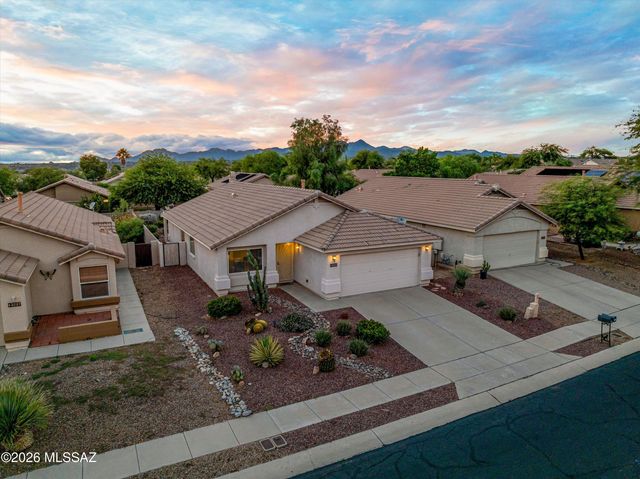 13243 N Mortar Pestle Court, Oro Valley, AZ 85755