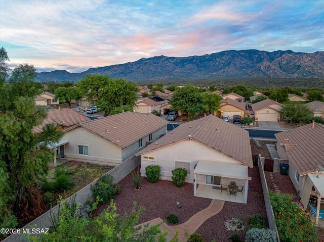 13243 N Mortar Pestle Court, Oro Valley, AZ 85755