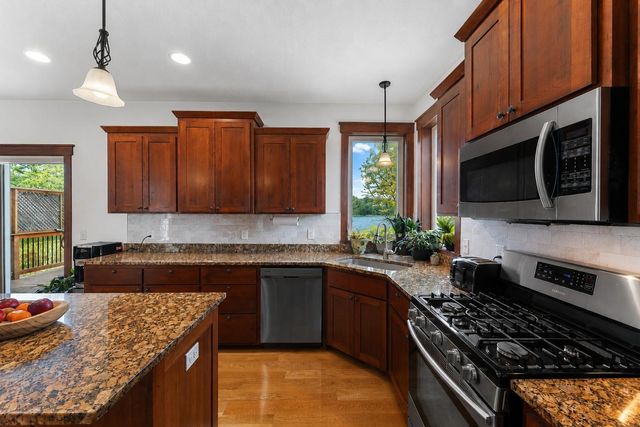 25188 Firefly Avenue, Wyoming, MN 55092