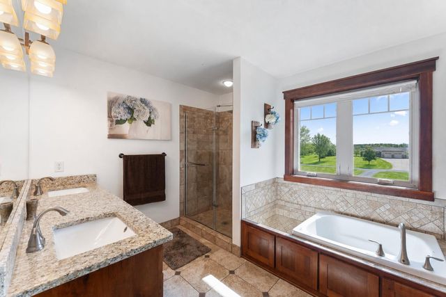 25188 Firefly Avenue, Wyoming, MN 55092