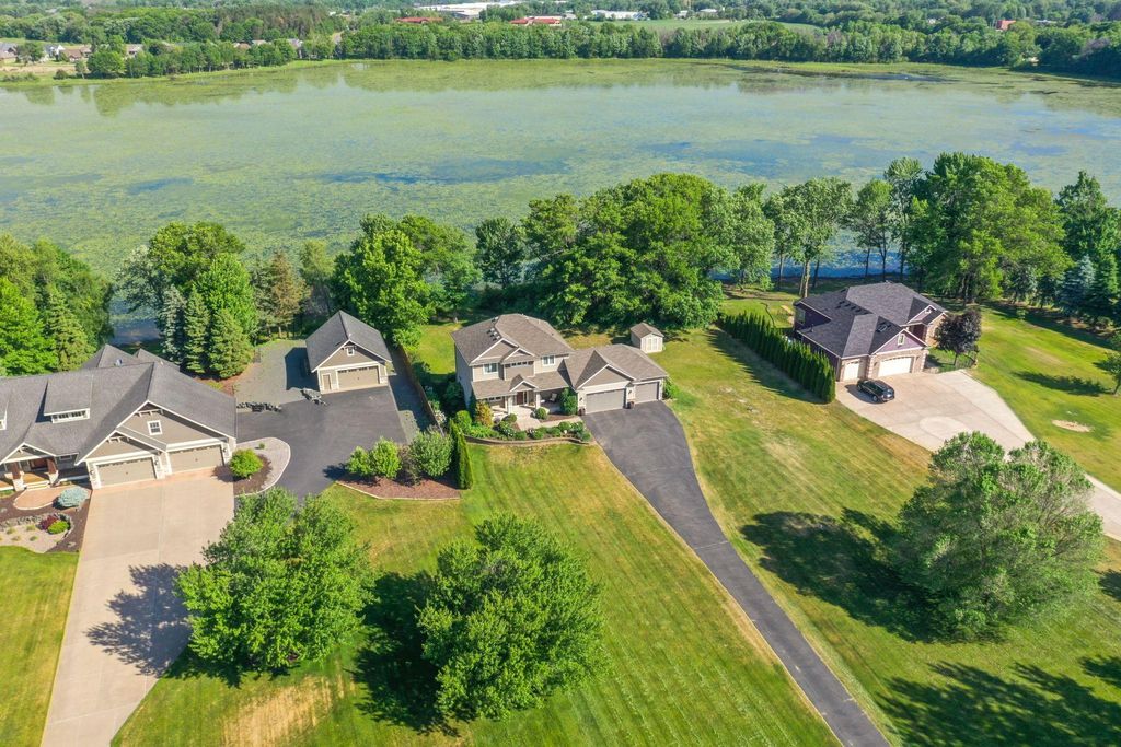 25188 Firefly Avenue, Wyoming, MN 55092 — photo 5