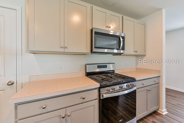 111 Auditorium Rd, Bluffton, SC 29909