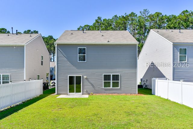 111 Auditorium Rd, Bluffton, SC 29909