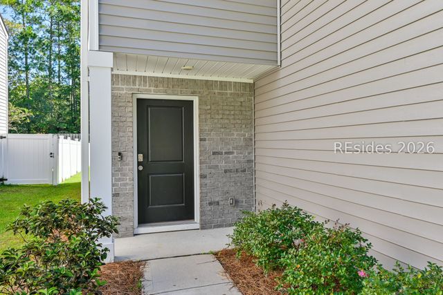 111 Auditorium Rd, Bluffton, SC 29909