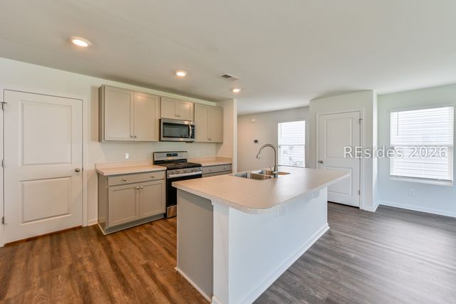 111 Auditorium Rd, Bluffton, SC 29909