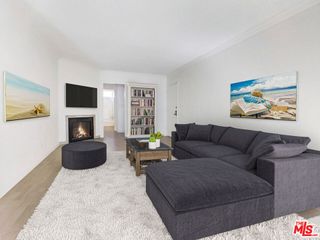 1538 11th Street 3, Santa Monica, CA 90401