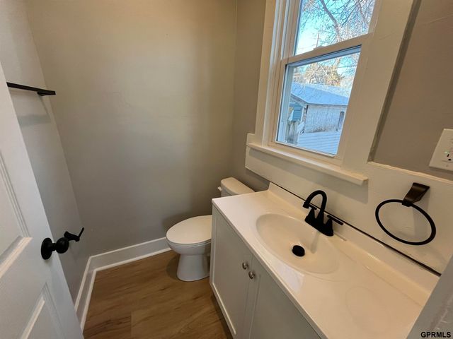 3422 Charles Street, Omaha, NE 68131