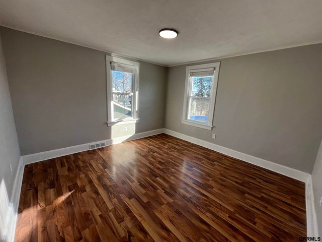 3422 Charles Street, Omaha, NE 68131