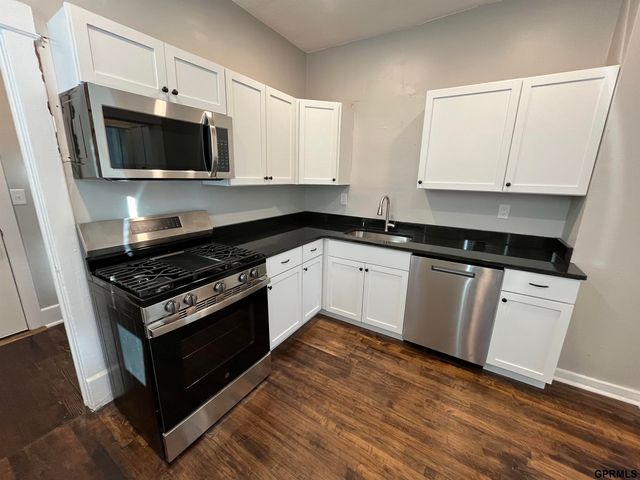 3422 Charles Street, Omaha, NE 68131