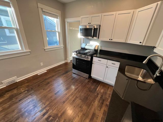 3422 Charles Street, Omaha, NE 68131