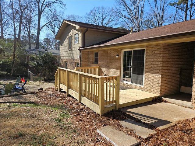 3175 Foxwood Trail, Smyrna, GA 30082