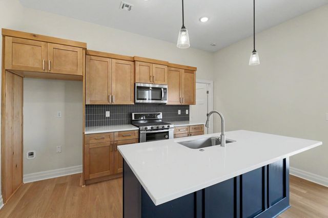 23 Kingdom Ct, Goddard, KS 67052