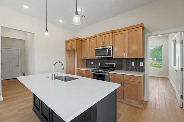23 Kingdom Ct, Goddard, KS 67052