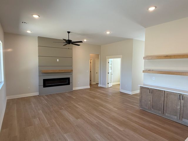23 Kingdom Ct, Goddard, KS 67052