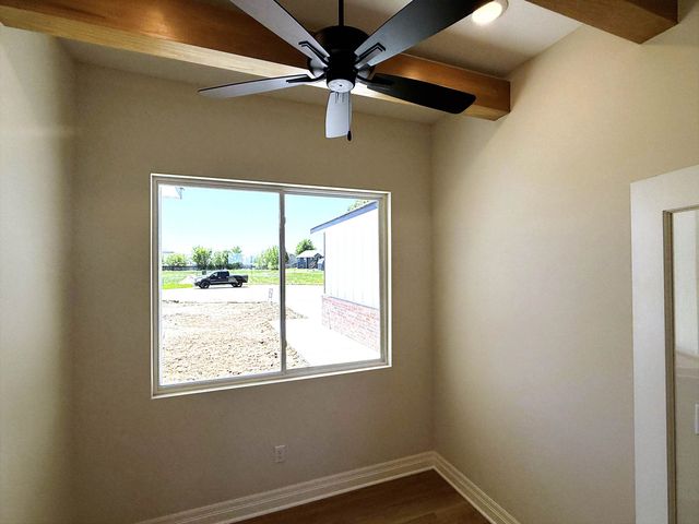 23 Kingdom Ct, Goddard, KS 67052