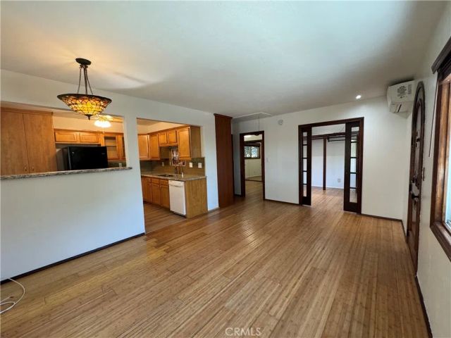 2022 Dawson Avenue, Signal Hill, CA 90755
