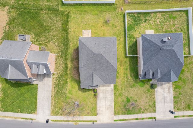 1214 Timber Creek Dr, Murfreesboro, TN 37128