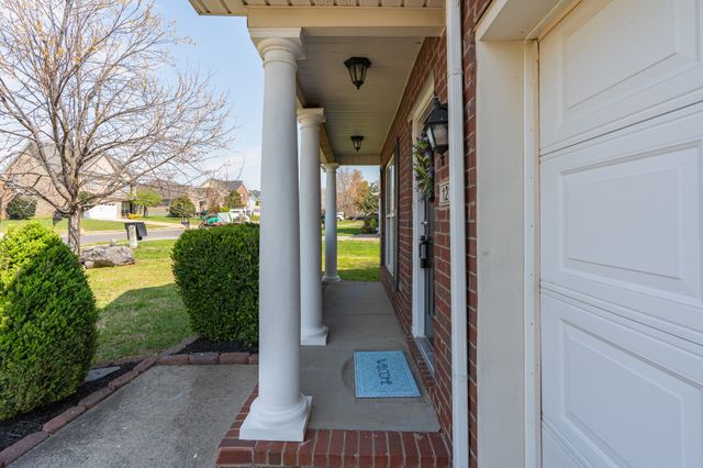 1214 Timber Creek Dr, Murfreesboro, TN 37128