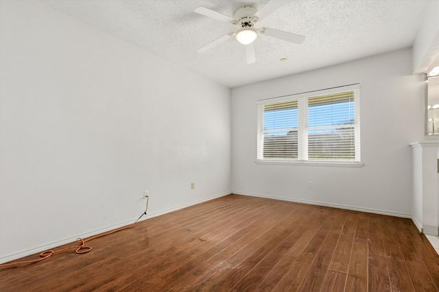 1817 Indian School Road, Garland, TX 75044