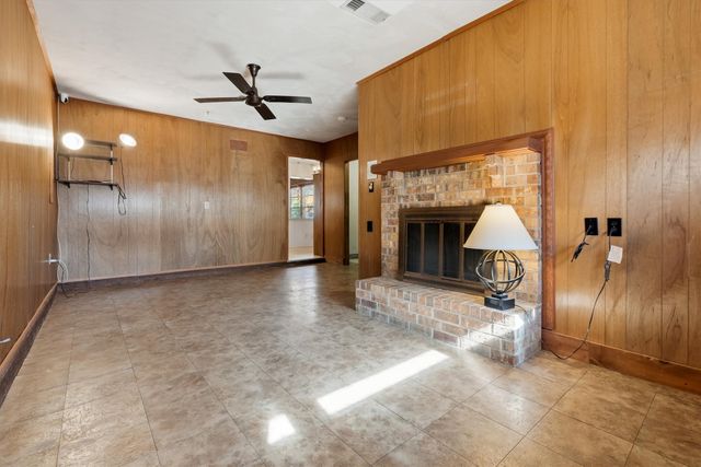 1817 Indian School Road, Garland, TX 75044