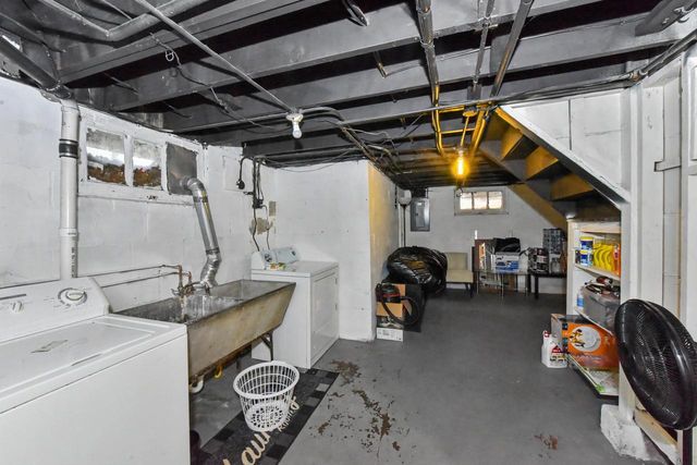 4040 N 49th STREET, Milwaukee, WI 53216