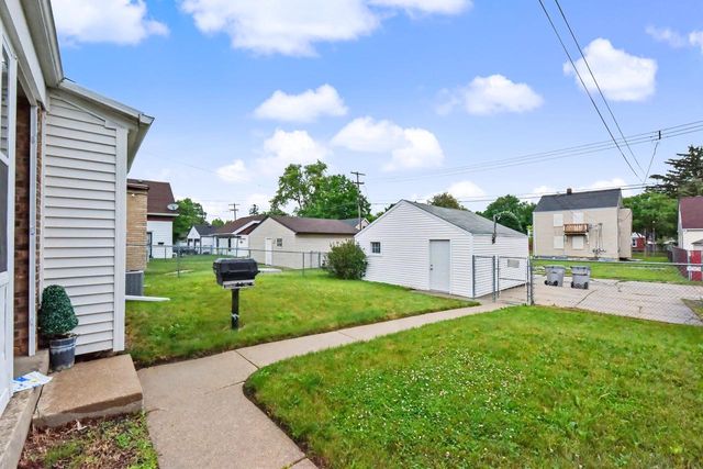 4040 N 49th STREET, Milwaukee, WI 53216