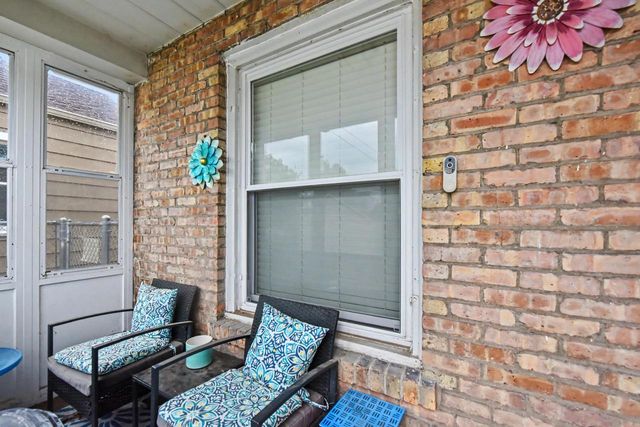 4040 N 49th STREET, Milwaukee, WI 53216