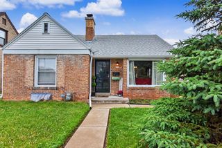 4040 N 49th STREET, Milwaukee, WI 53216