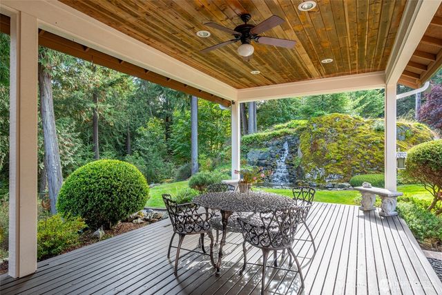 11733 Hummingbird Lane, Anacortes, WA 98221