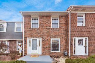 634 Dlyn Street, Columbus, OH 43228