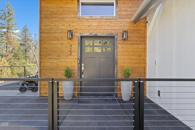 922 Palomino Drive, Grants Pass, OR 97526